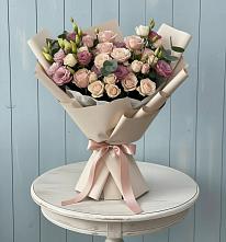 Букет цветов из:  Розы и Лизиантусы в Алферово