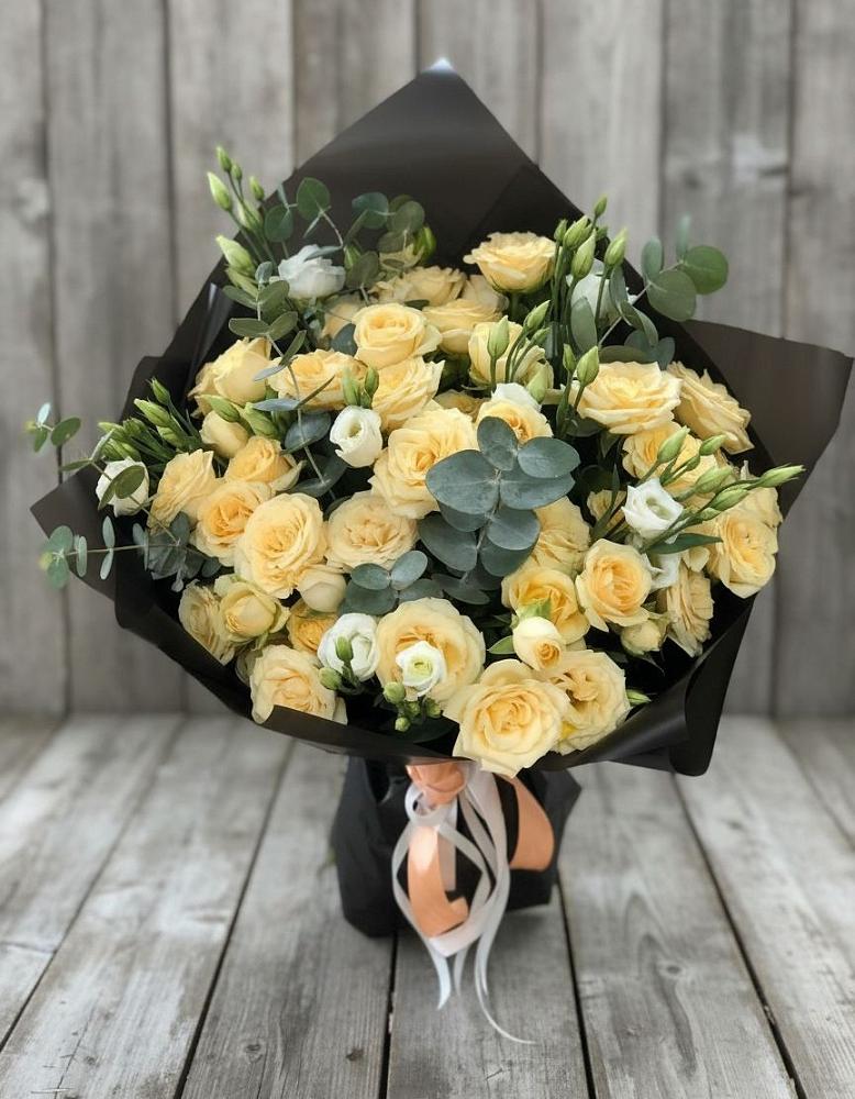 Букет цветов из: Розы и Лизиантусы в Алферово