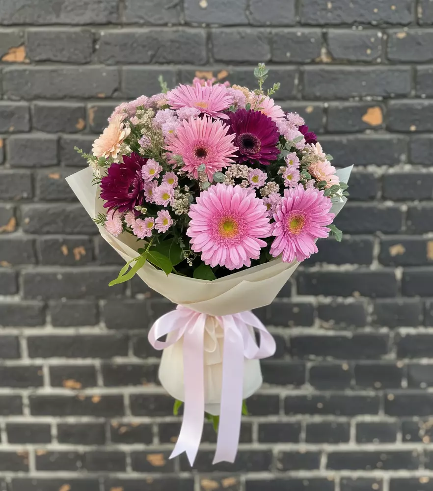 Букет цветов из: Герберы и Хризантемы в Алферово