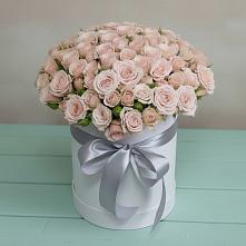 Цветочная композиция из Розы в шляпной коробке в Алферово