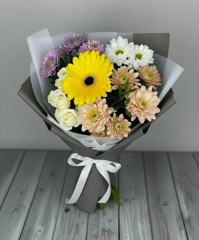 Букет цветов из: Розы, Герберы и Хризантемы в Алферово