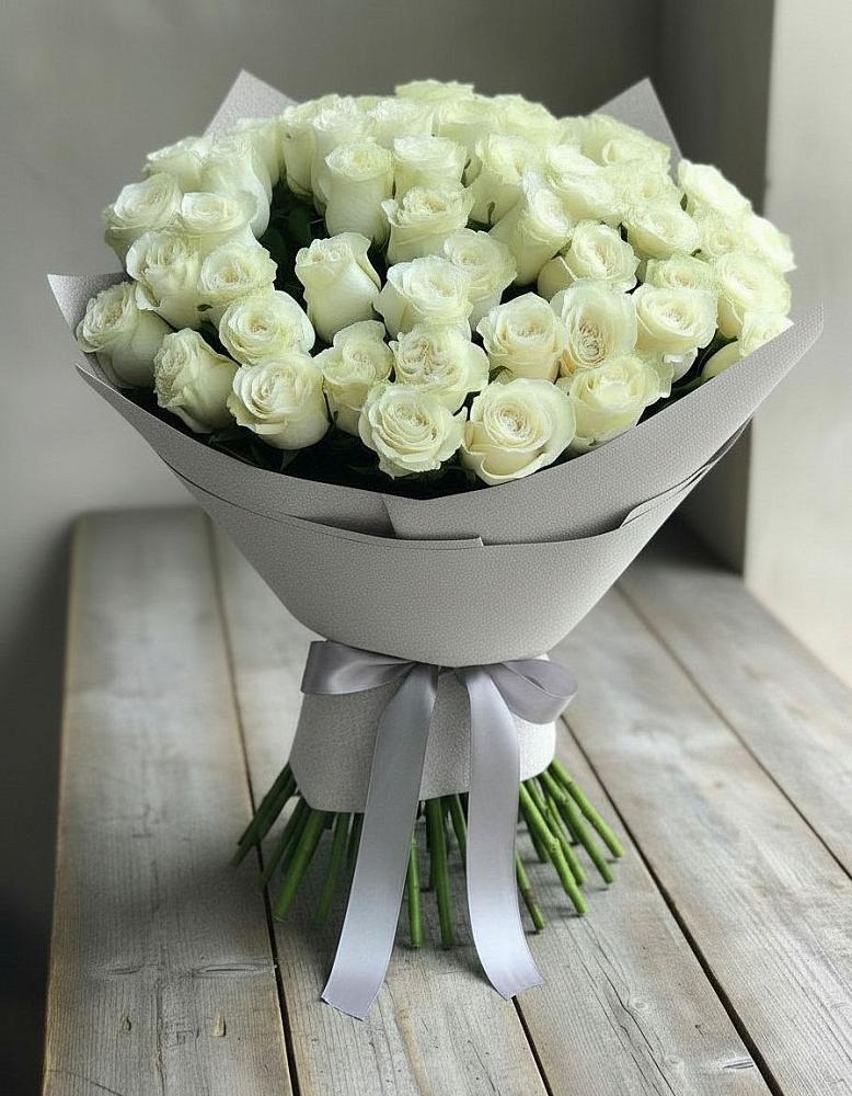 Букет 35 Белых роз в Алферово