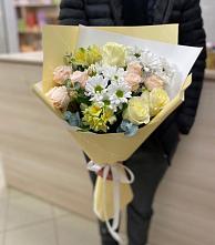 Букет цветов из:  Альстромерии, Розы и Хризантемы в Алферово
