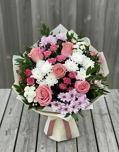 Букет цветов из:  Альстромерии, Гвоздики, Розы и Хризантемы в Алферово