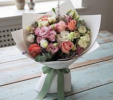 Букет цветов из:  Розы, Лизиантусы и Гвоздики в Алферово