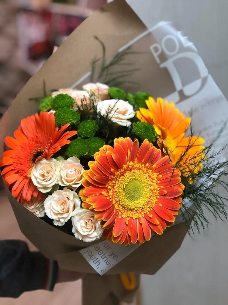 Букет цветов из: Герберы, Хризантемы и Розы в Алферово