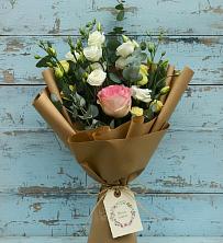 Букет цветов из:  Розы и Лизиантусы в Алферово