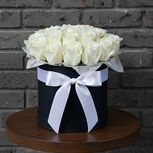 Цветочная композиция из Розы в шляпной коробке #REPLACE_PRED# Алферово